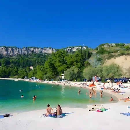 Milau سبليت